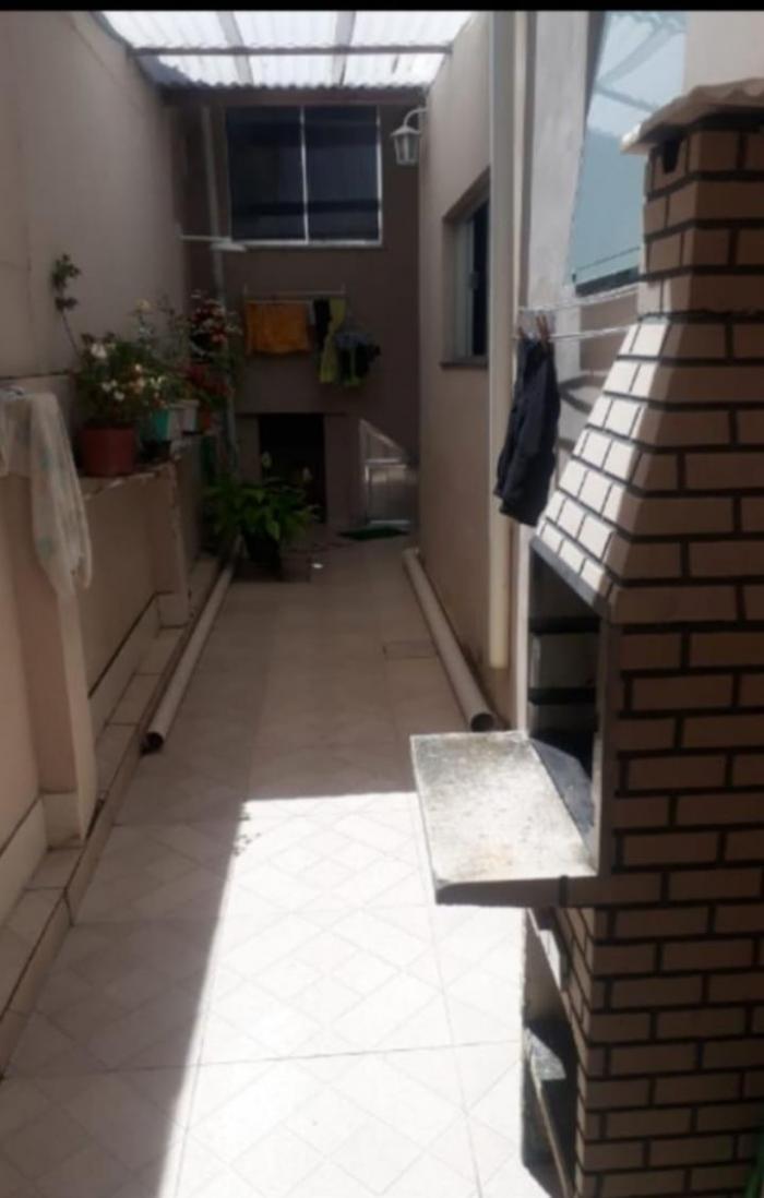 CASA NO CENTRO PROXIMO A AV NILO PEÇANHA
